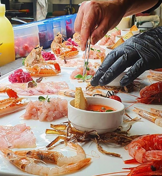 Crudi di mare freschi Quello che c'è c'è Favignana